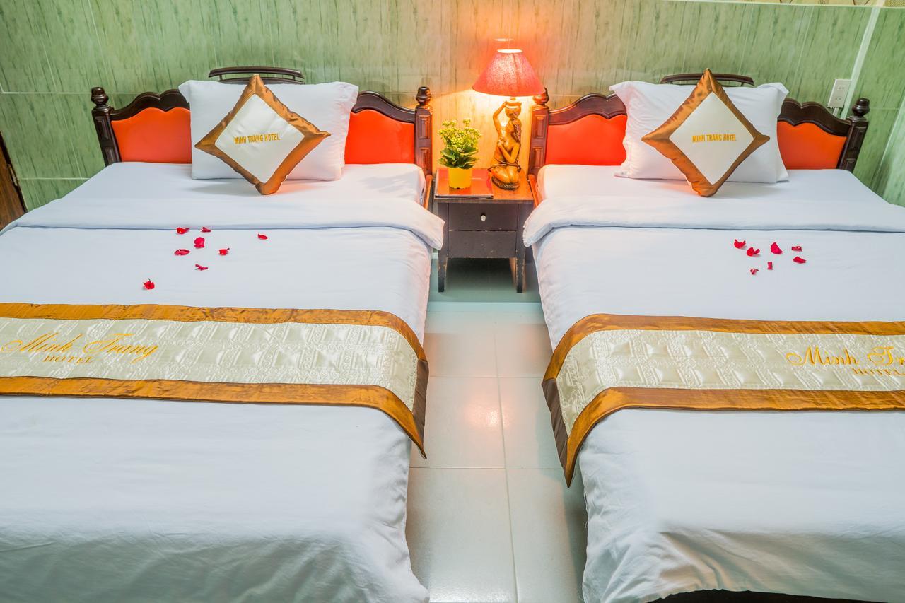 Minh Trang Hotel Хюе Екстер'єр фото
