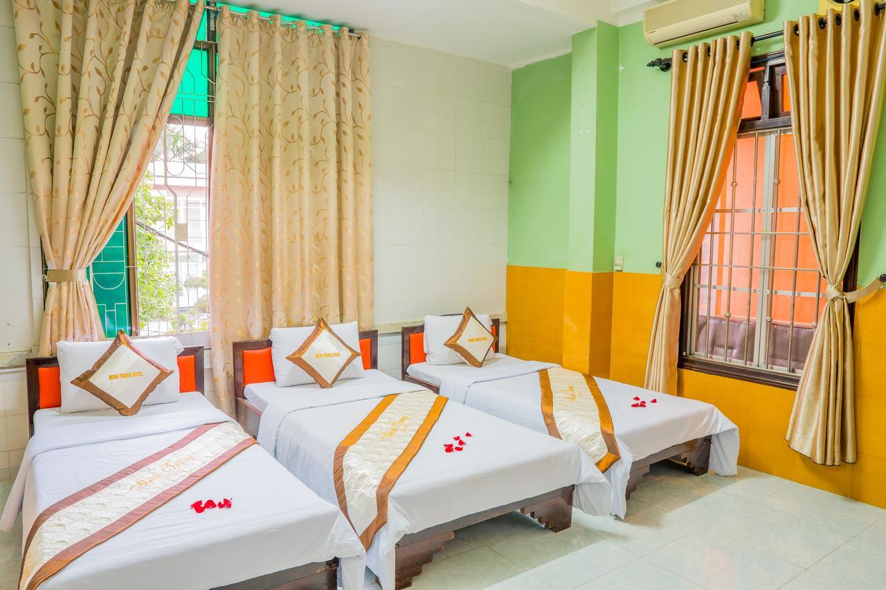 Minh Trang Hotel Хюе Екстер'єр фото