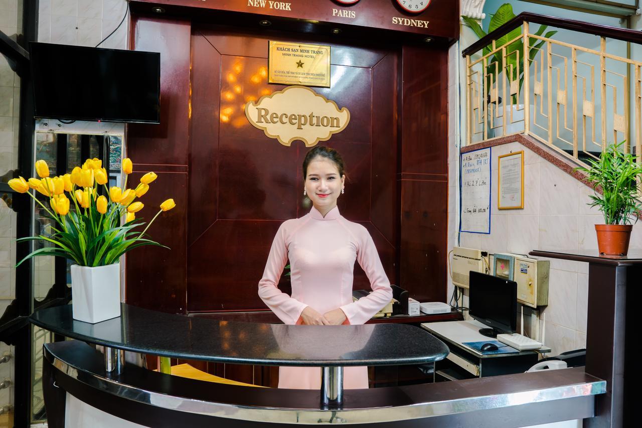 Minh Trang Hotel Хюе Екстер'єр фото